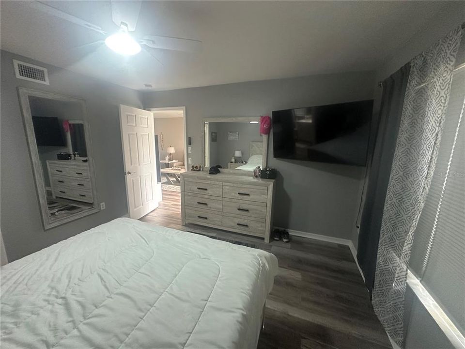 На продажу: $229,900 (3 спален, 2 ванн, 1360 Квадратных фут)