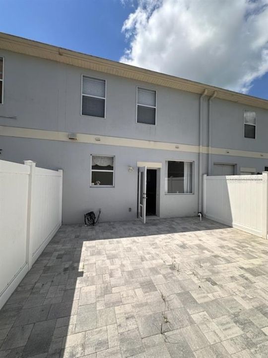 В аренду: $2,350 (2 спален, 2 ванн, 1184 Квадратных фут)