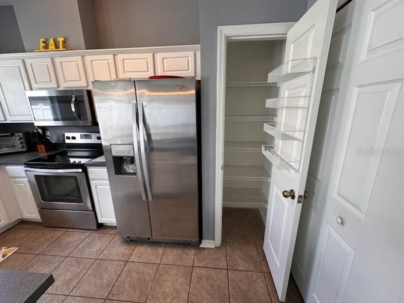 В аренду: $2,350 (2 спален, 2 ванн, 1184 Квадратных фут)