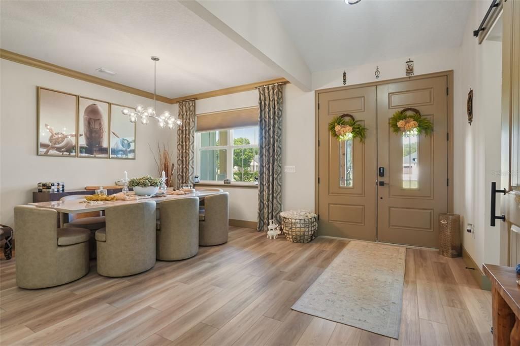 En Venta: $899,900 (4 camas, 3 baños, 2518 Pies cuadrados)