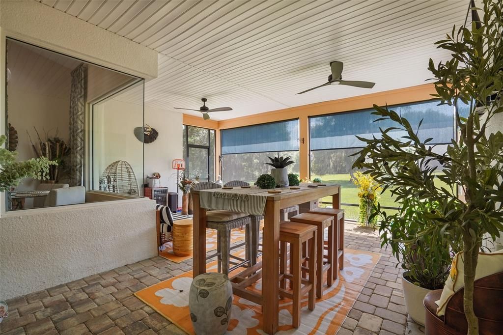 En Venta: $899,900 (4 camas, 3 baños, 2518 Pies cuadrados)