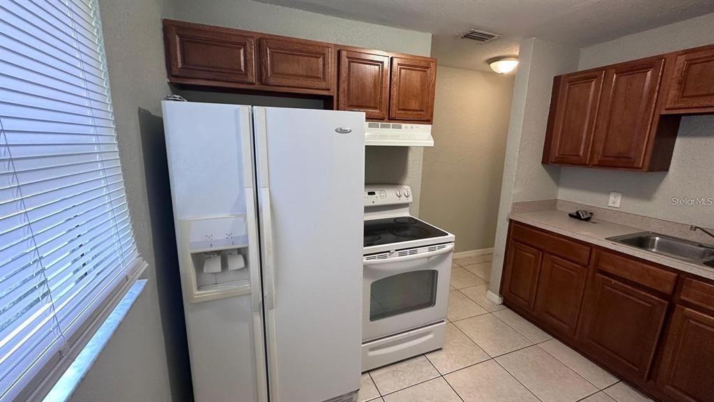 For Rent: $875 (1 beds, 1 baths, 578 Square Feet)