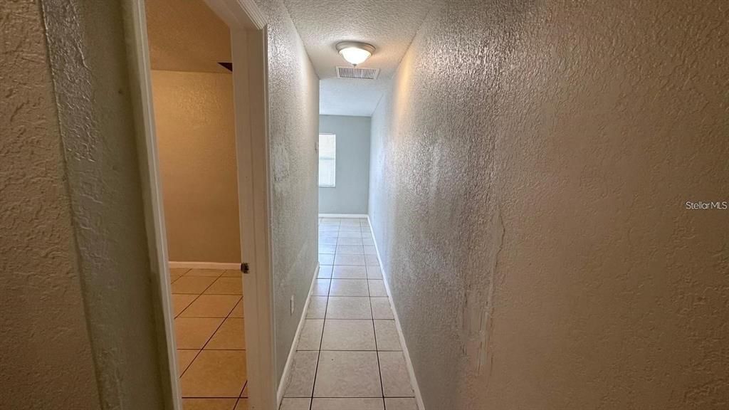 For Rent: $875 (1 beds, 1 baths, 578 Square Feet)