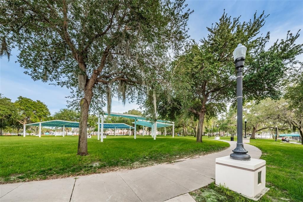 На продажу: $450,000 (3 спален, 2 ванн, 1835 Квадратных фут)