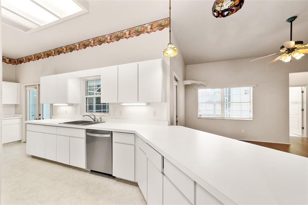 For Sale: $379,000 (3 beds, 2 baths, 2143 Square Feet)