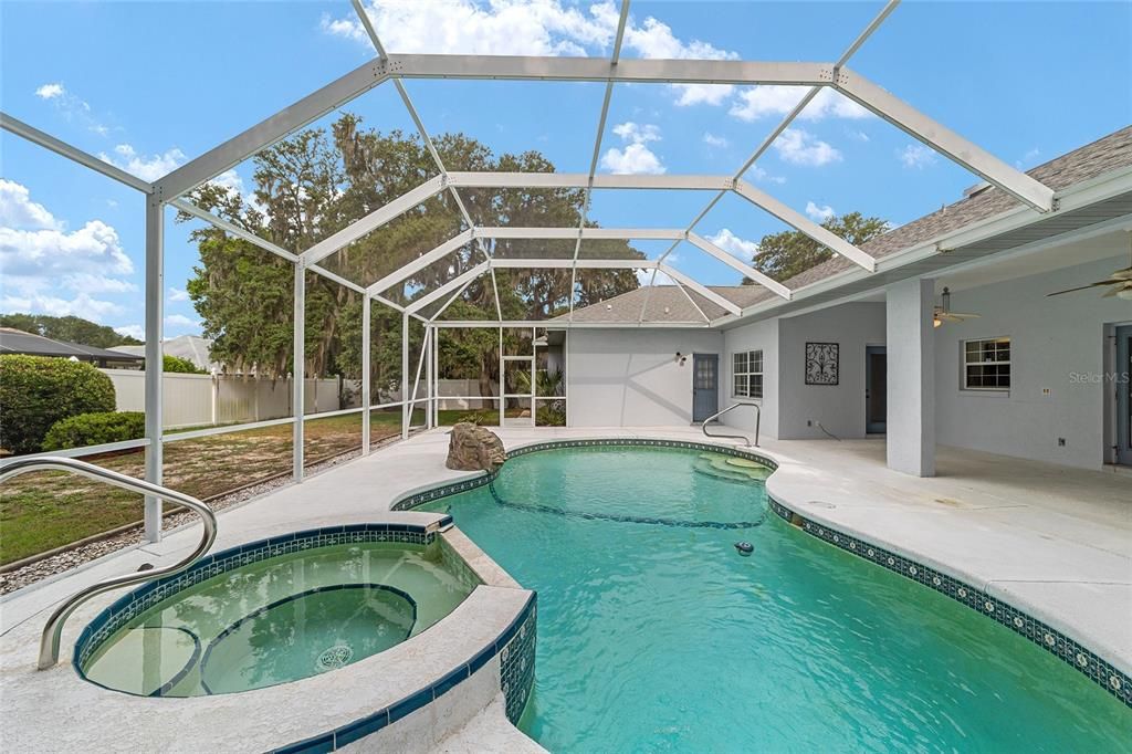 For Sale: $379,000 (3 beds, 2 baths, 2143 Square Feet)