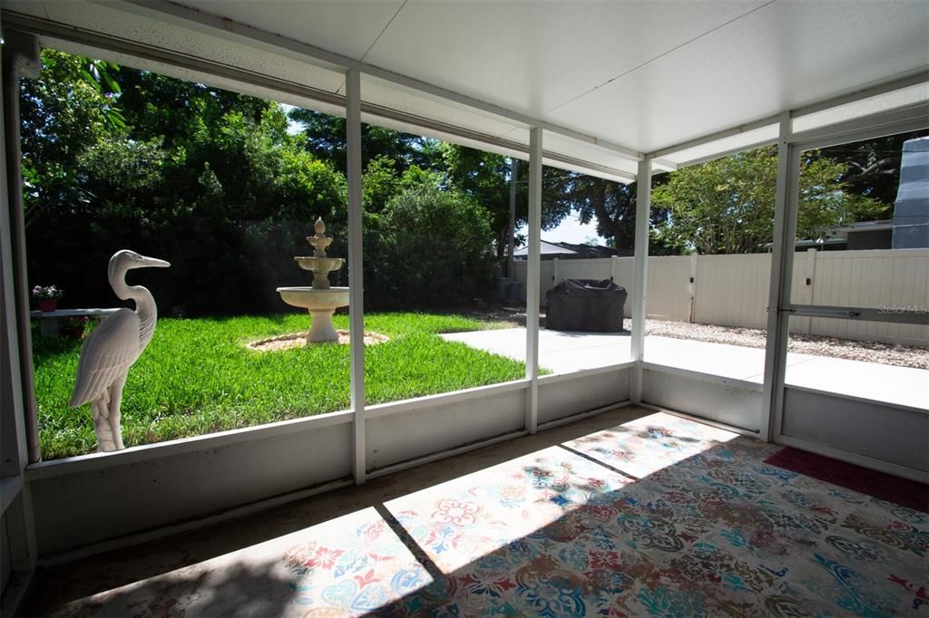 For Sale: $438,750 (2 beds, 1 baths, 1120 Square Feet)