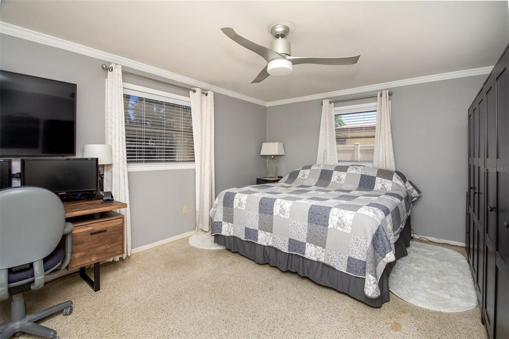 For Sale: $438,750 (2 beds, 1 baths, 1120 Square Feet)