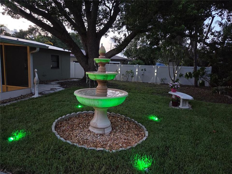 For Sale: $438,750 (2 beds, 1 baths, 1120 Square Feet)