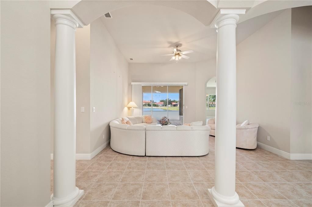 For Sale: $562,500 (3 beds, 2 baths, 2719 Square Feet)