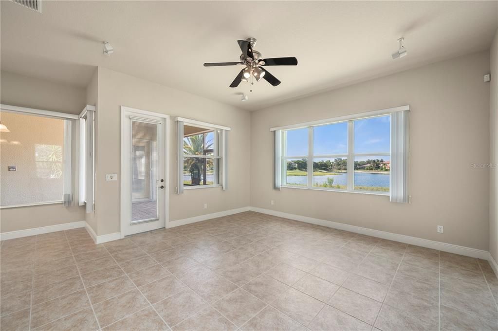 For Sale: $562,500 (3 beds, 2 baths, 2719 Square Feet)