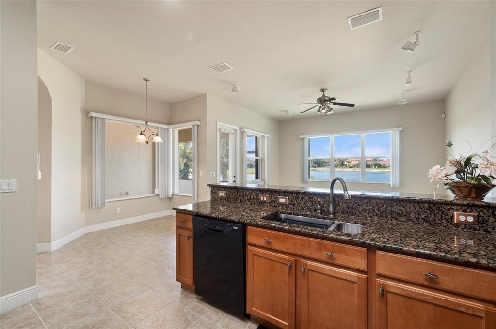 For Sale: $562,500 (3 beds, 2 baths, 2719 Square Feet)