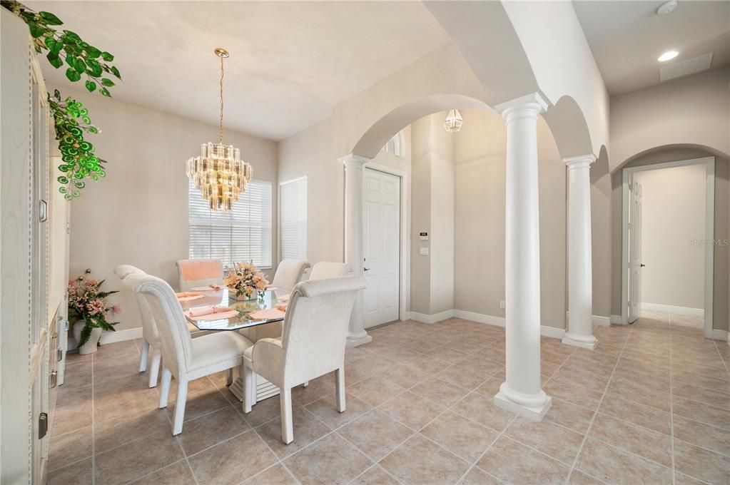 For Sale: $562,500 (3 beds, 2 baths, 2719 Square Feet)