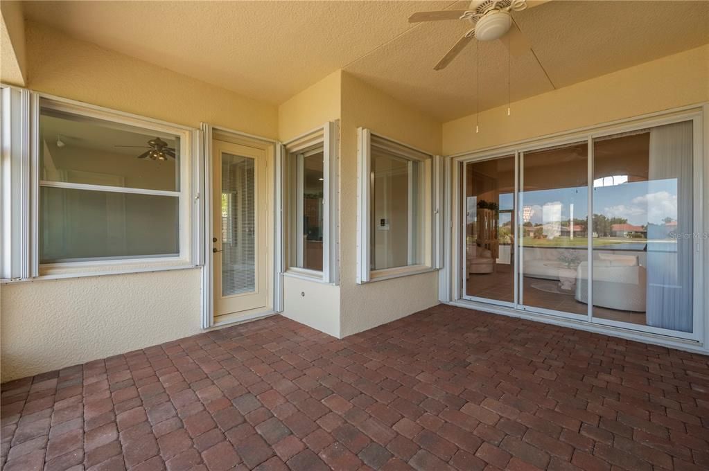 For Sale: $562,500 (3 beds, 2 baths, 2719 Square Feet)