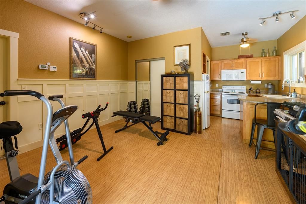 For Sale: $675,000 (3 beds, 3 baths, 1472 Square Feet)
