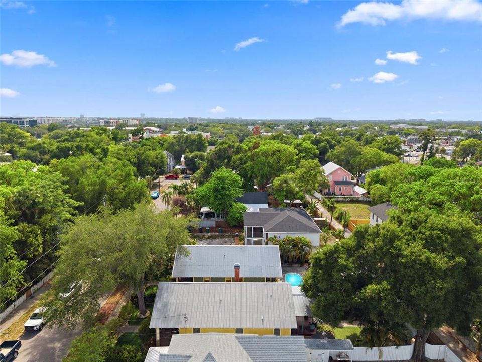 For Sale: $675,000 (3 beds, 3 baths, 1472 Square Feet)
