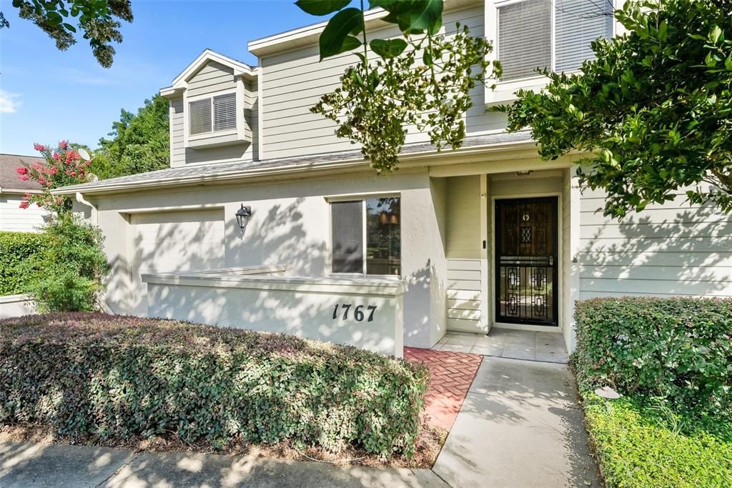 For Sale: $259,900 (3 beds, 2 baths, 1953 Square Feet)