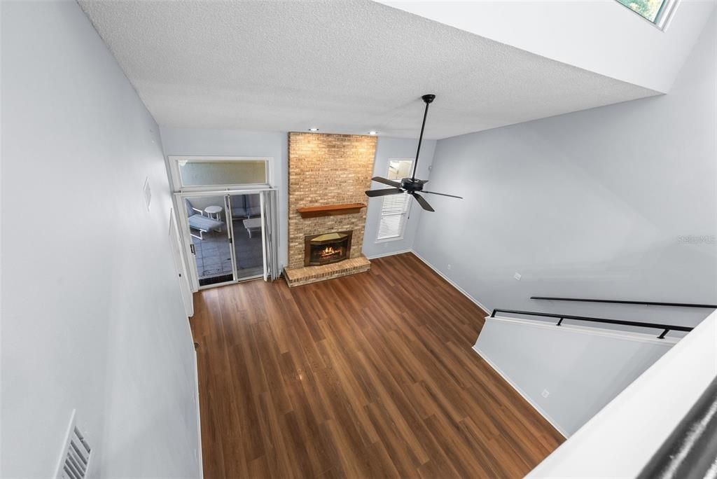 For Sale: $259,900 (3 beds, 2 baths, 1953 Square Feet)