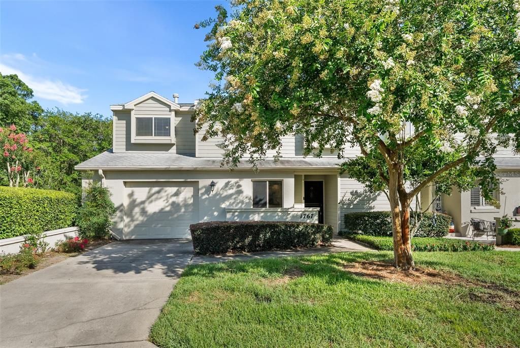 For Sale: $259,900 (3 beds, 2 baths, 1953 Square Feet)