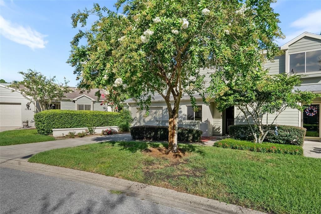 For Sale: $259,900 (3 beds, 2 baths, 1953 Square Feet)
