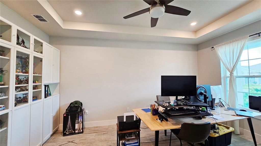 В аренду: $3,900 (4 спален, 3 ванн, 3829 Квадратных фут)