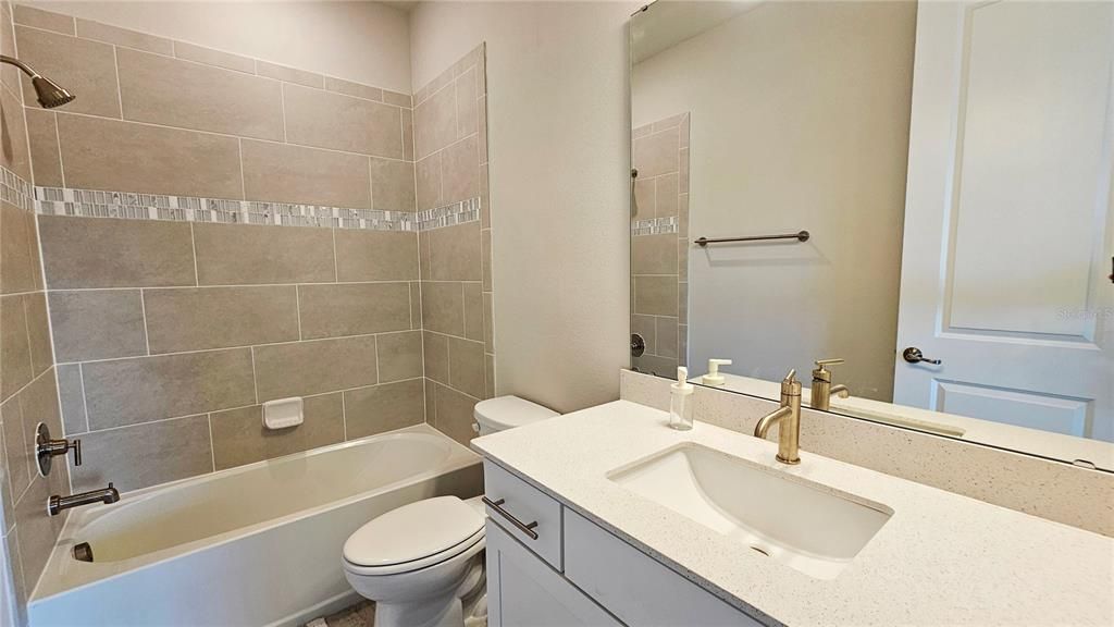 В аренду: $3,900 (4 спален, 3 ванн, 3829 Квадратных фут)