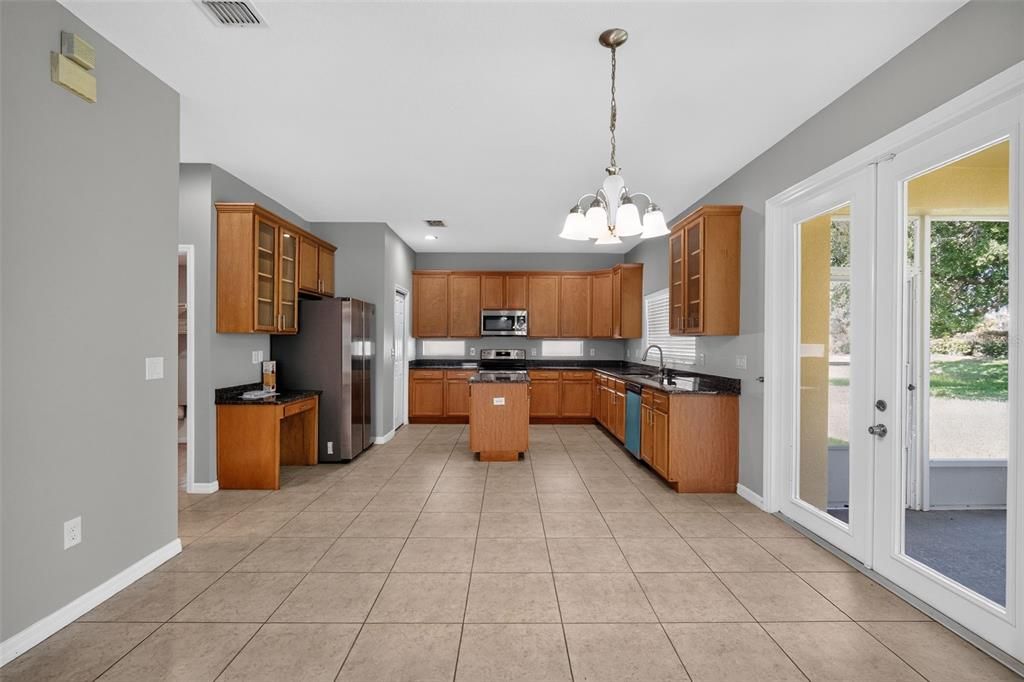 En Venta: $445,000 (5 camas, 3 baños, 2867 Pies cuadrados)