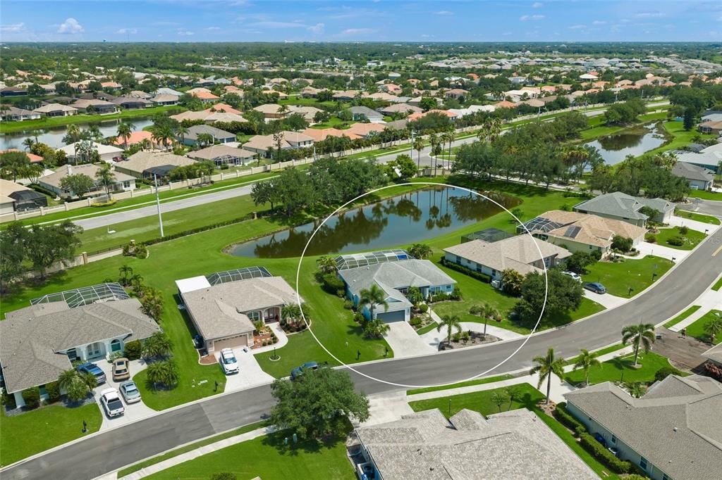 Activo con contrato: $549,000 (4 camas, 2 baños, 1950 Pies cuadrados)