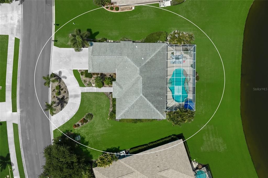 Activo con contrato: $549,000 (4 camas, 2 baños, 1950 Pies cuadrados)