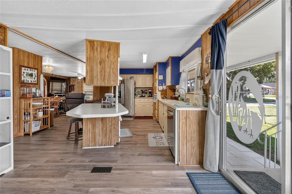 На продажу: $225,000 (3 спален, 2 ванн, 1440 Квадратных фут)