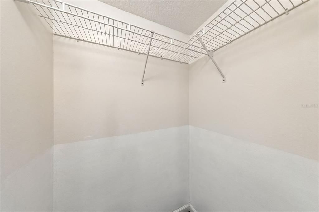 For Sale: $250,000 (3 beds, 2 baths, 1230 Square Feet)