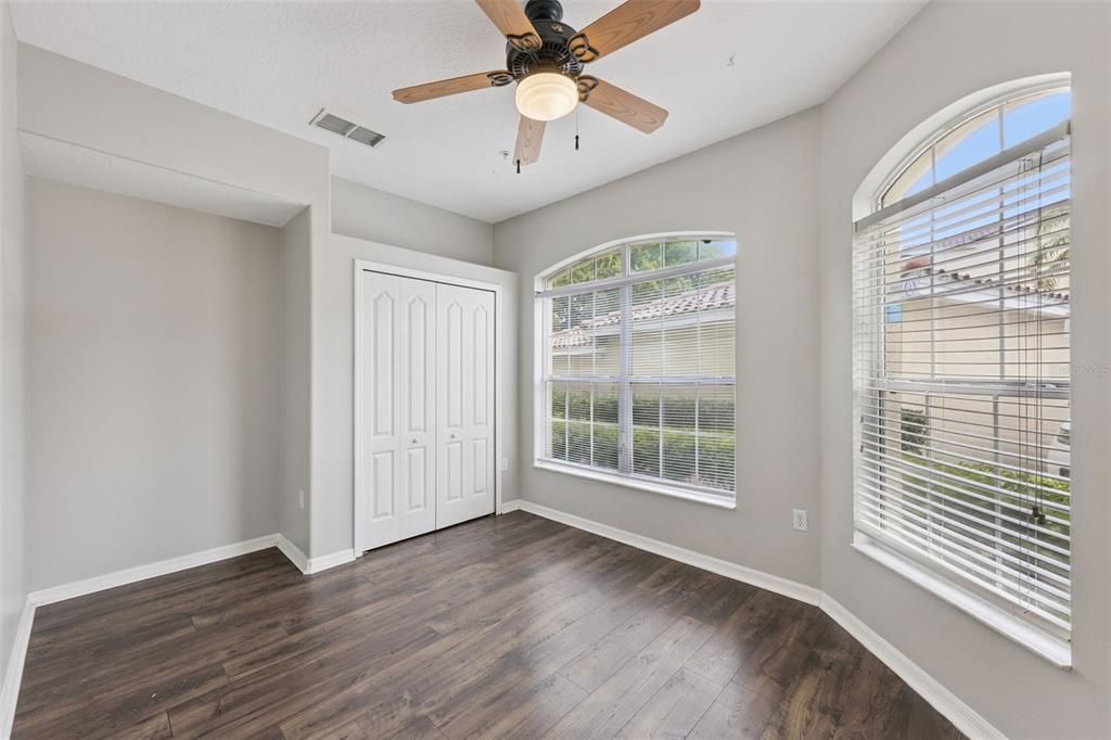 For Sale: $250,000 (3 beds, 2 baths, 1230 Square Feet)