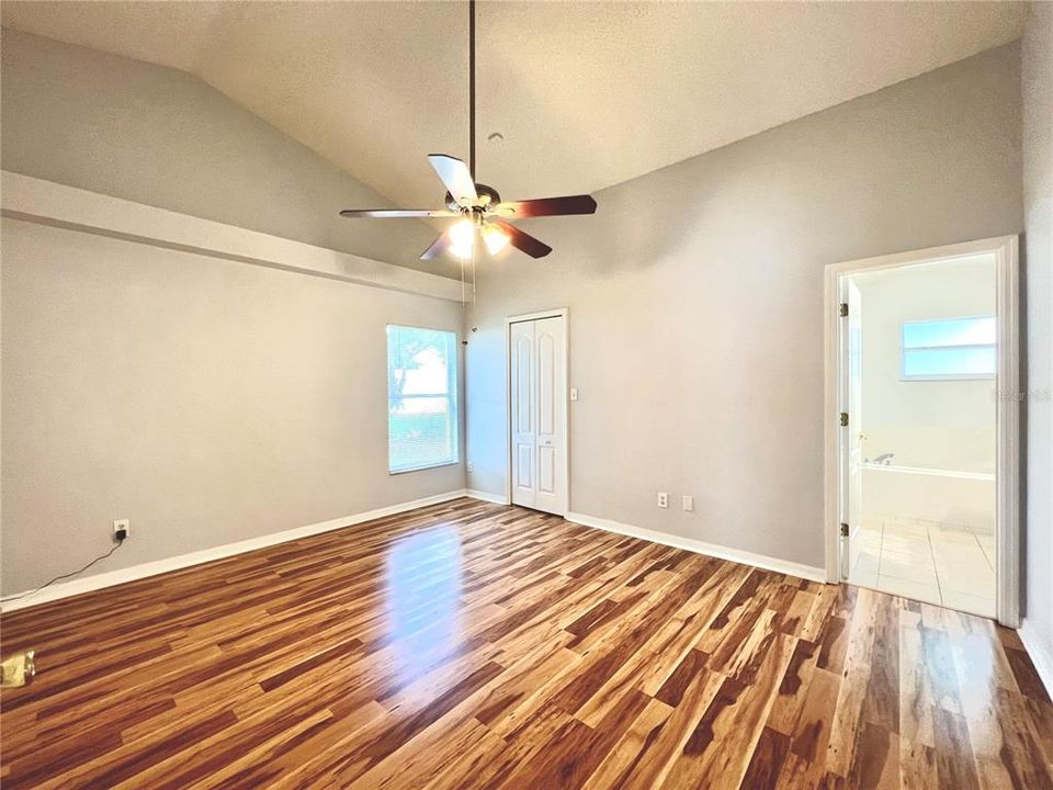 For Rent: $2,350 (3 beds, 2 baths, 1603 Square Feet)