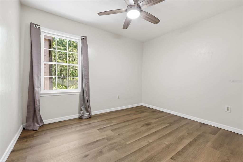 For Sale: $395,000 (4 beds, 2 baths, 1600 Square Feet)