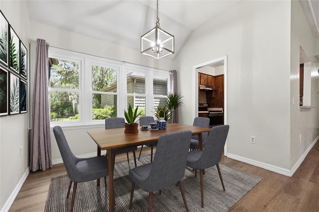 For Sale: $395,000 (4 beds, 2 baths, 1600 Square Feet)