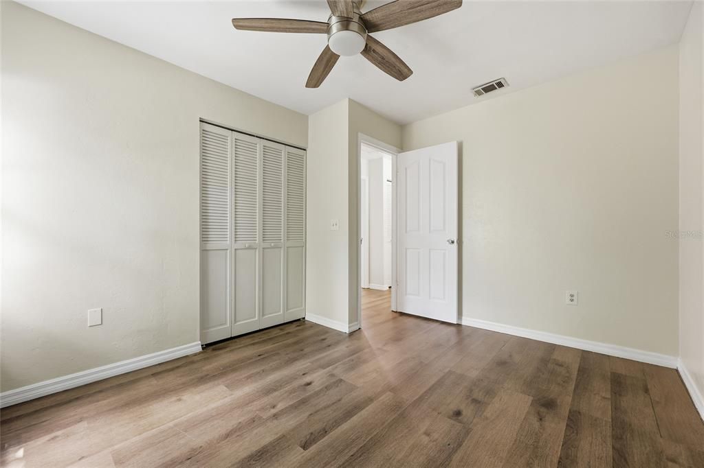 For Sale: $395,000 (4 beds, 2 baths, 1600 Square Feet)
