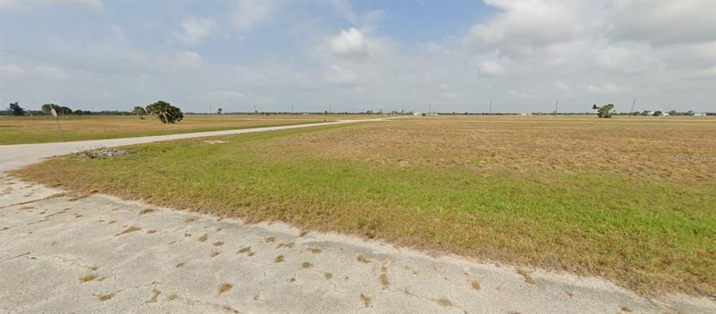 En Venta: $50,000 (0.19 acres)