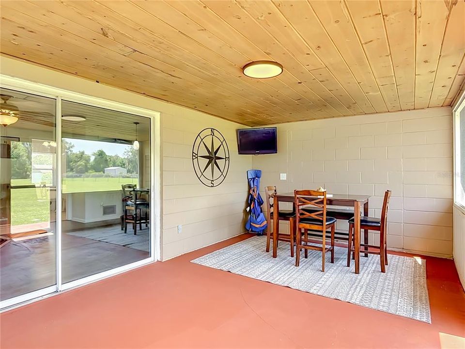На продажу: $425,000 (3 спален, 2 ванн, 1480 Квадратных фут)