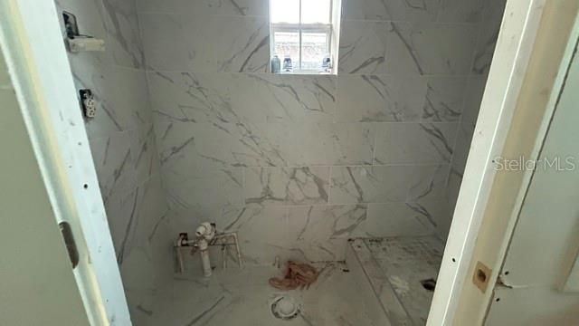 На продажу: $280,000 (4 спален, 3 ванн, 1515 Квадратных фут)