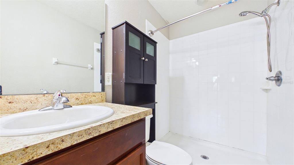 В аренду: $2,450 (4 спален, 2 ванн, 2178 Квадратных фут)