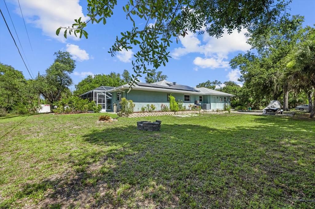 На продажу: $389,000 (3 спален, 2 ванн, 1867 Квадратных фут)