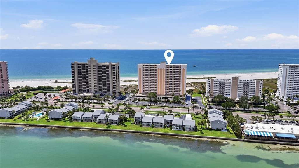 For Sale: $847,700 (2 beds, 2 baths, 1094 Square Feet)