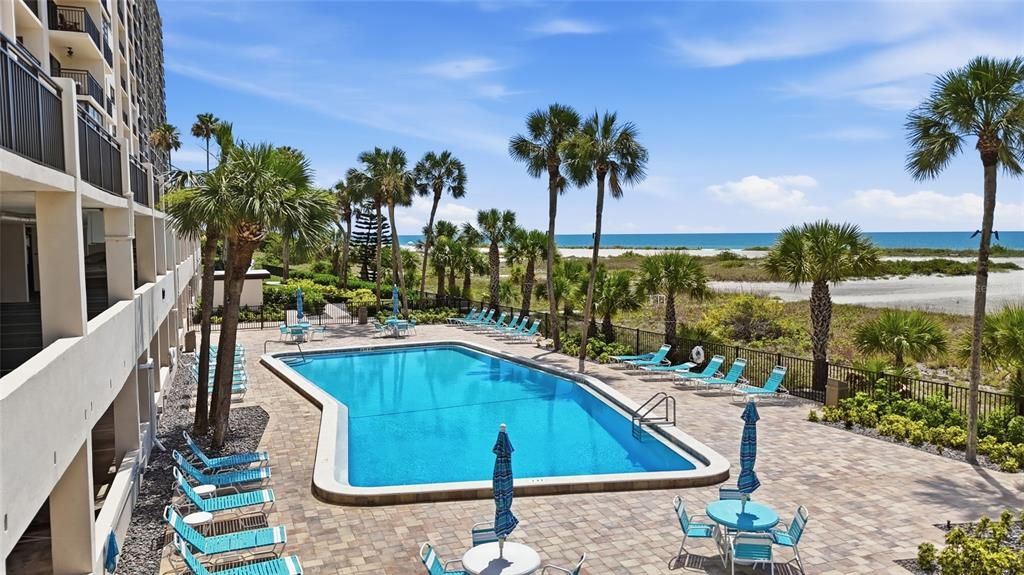 For Sale: $847,700 (2 beds, 2 baths, 1094 Square Feet)