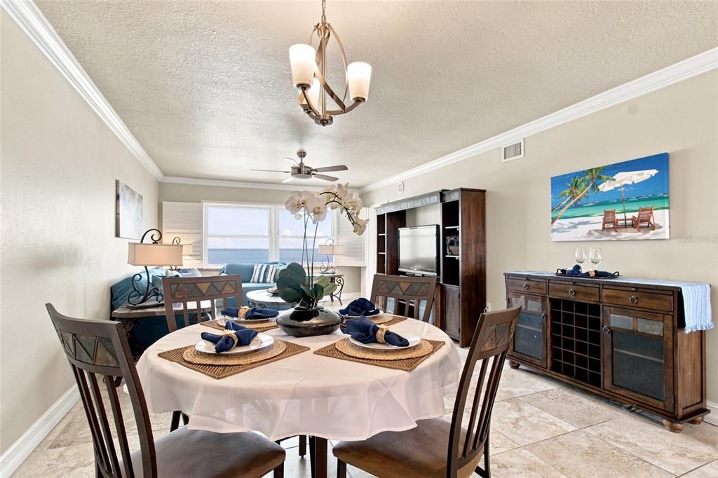 For Sale: $847,700 (2 beds, 2 baths, 1094 Square Feet)