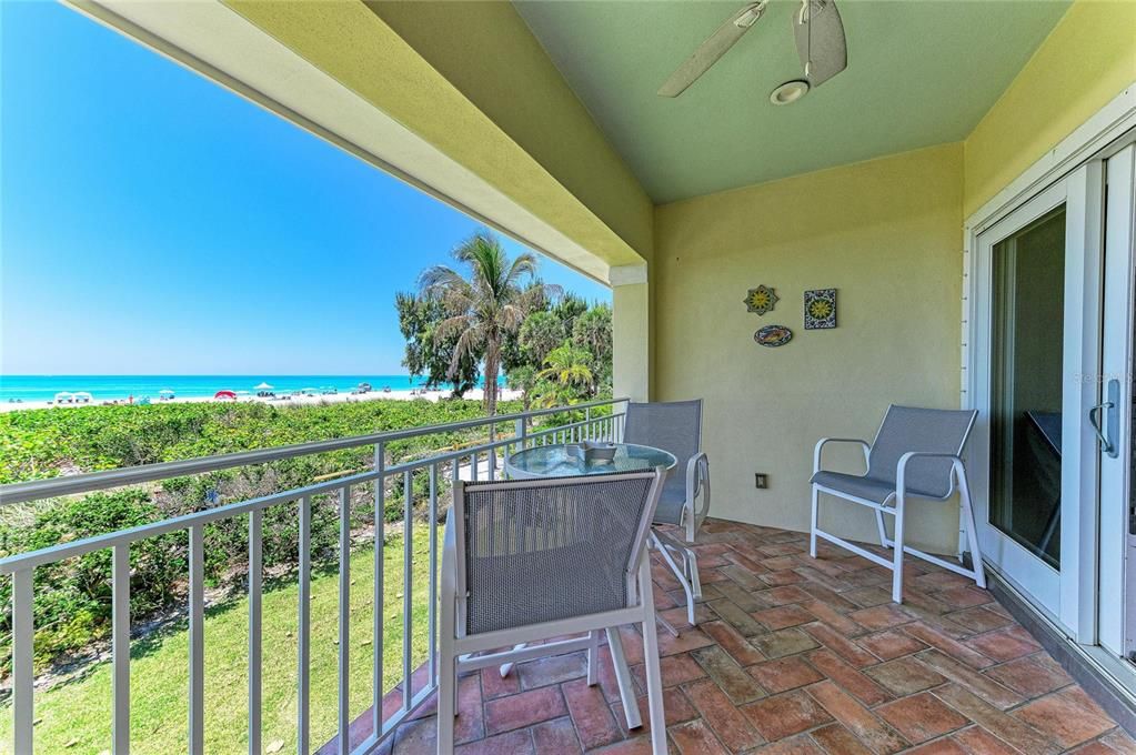 For Rent: $8,000 (2 beds, 1 baths, 1000 Square Feet)