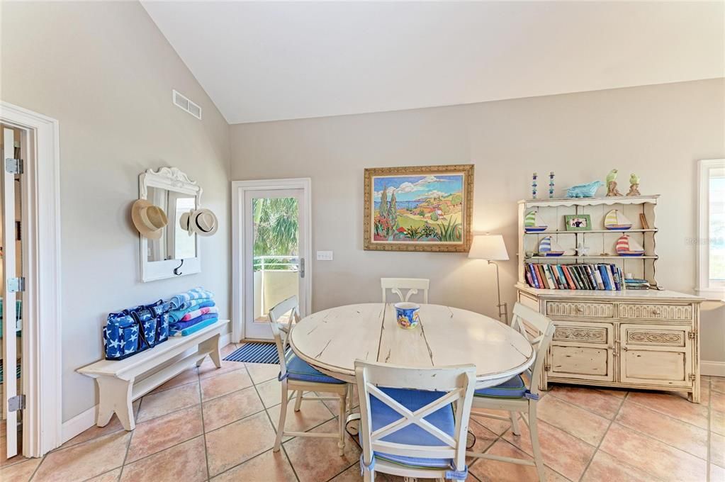 For Rent: $8,000 (2 beds, 1 baths, 1000 Square Feet)