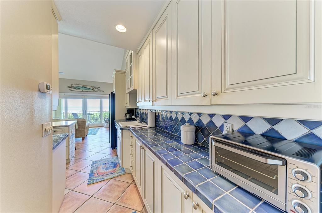 For Rent: $8,000 (2 beds, 1 baths, 1000 Square Feet)