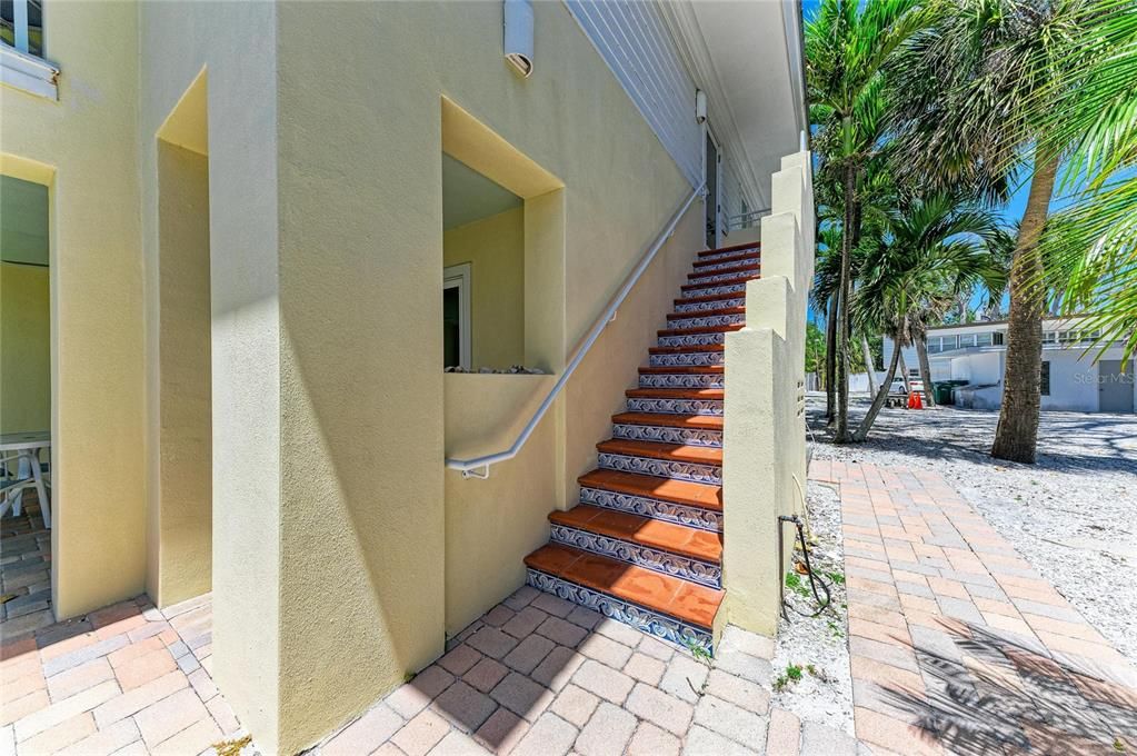 For Rent: $8,000 (2 beds, 1 baths, 1000 Square Feet)