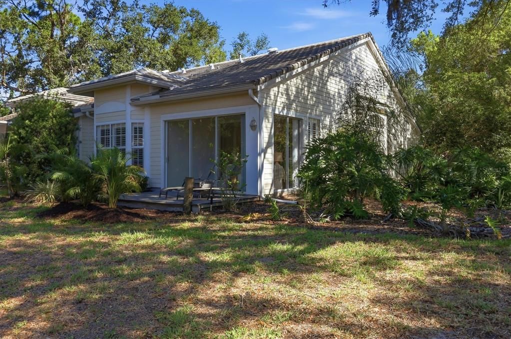 For Sale: $447,000 (2 beds, 2 baths, 1473 Square Feet)