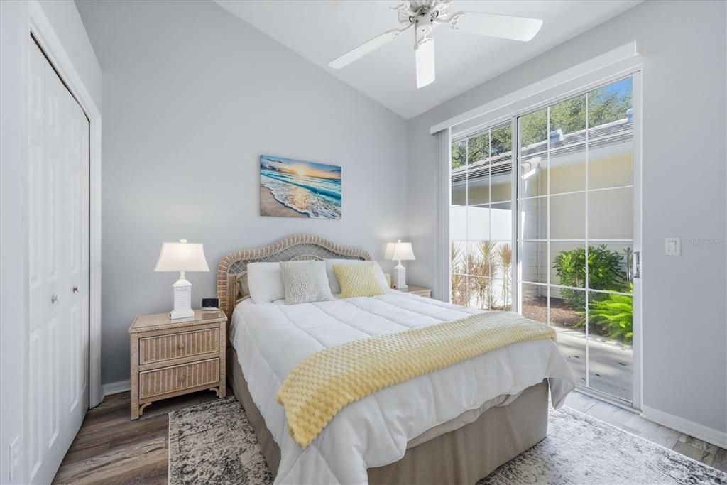 For Sale: $447,000 (2 beds, 2 baths, 1473 Square Feet)